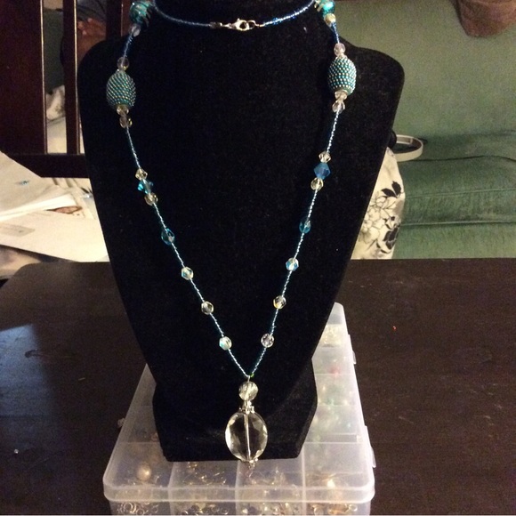 Meet your Posher, Kim - Picture 2 of 8